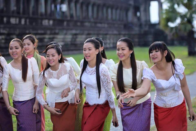 Cambodia Traditional Dress