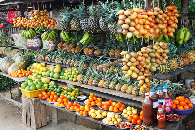 champasak market laos souvenirs