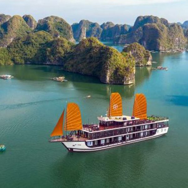 Halong Bay Tour by Emperor Cruise