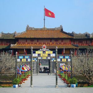 Hue Vespa Tour around Hue Citadel