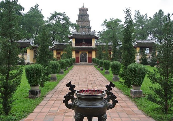 Thien Mu Pagoda Hue Tour by Vespa