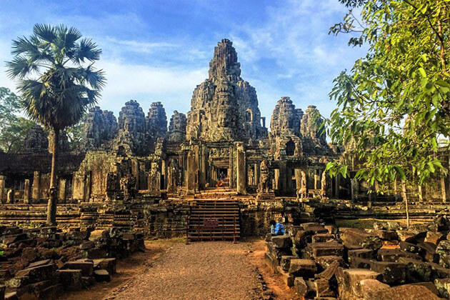 Angkor Thom Vietnam and Cambodia Tours