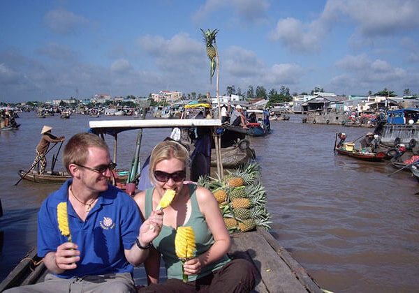 Cai Be Floating Market - Vietnam and cambodia tours