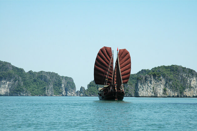 Hon Gai Pier - Vietnam and cambodia tour package