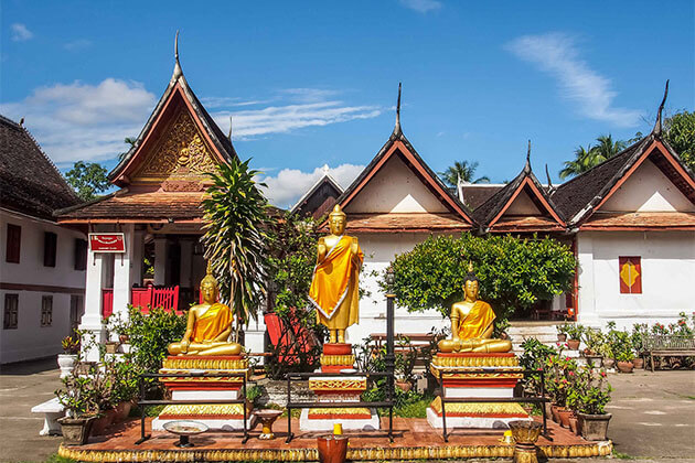 Wat Mai - Laos tours