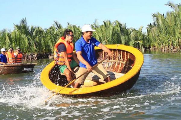 Basket Boat in Central Vietnam Tour