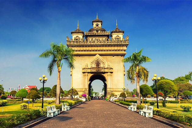 Vientiane Departure - Laos Tour