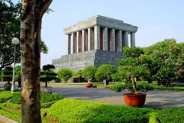 Ho Chi Minh Mausoleum - Vietnam luxury tours