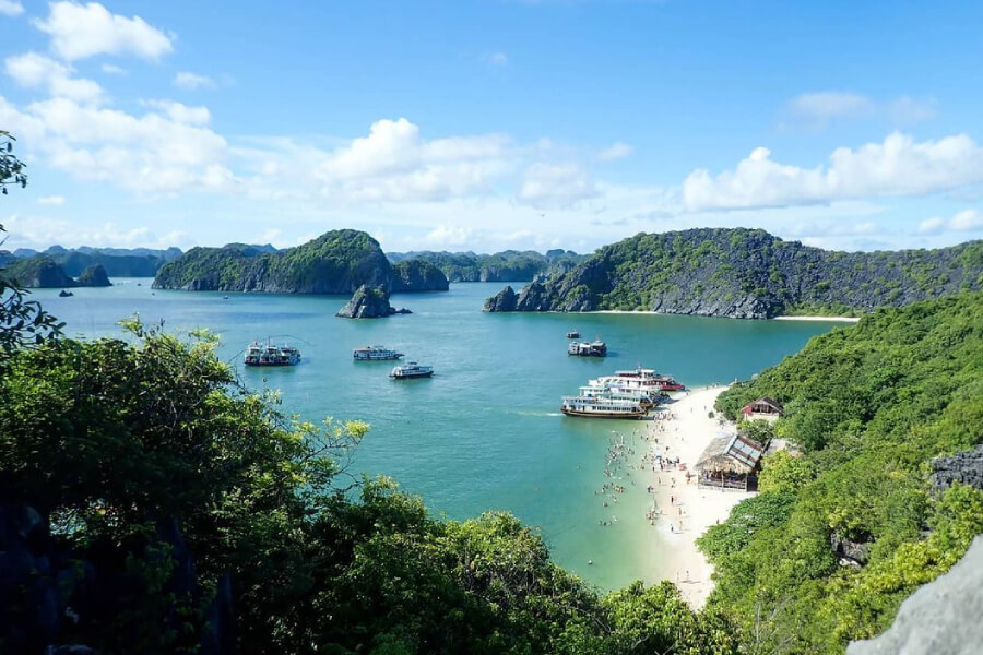 Cat Ba island - Vietnam local tour operator