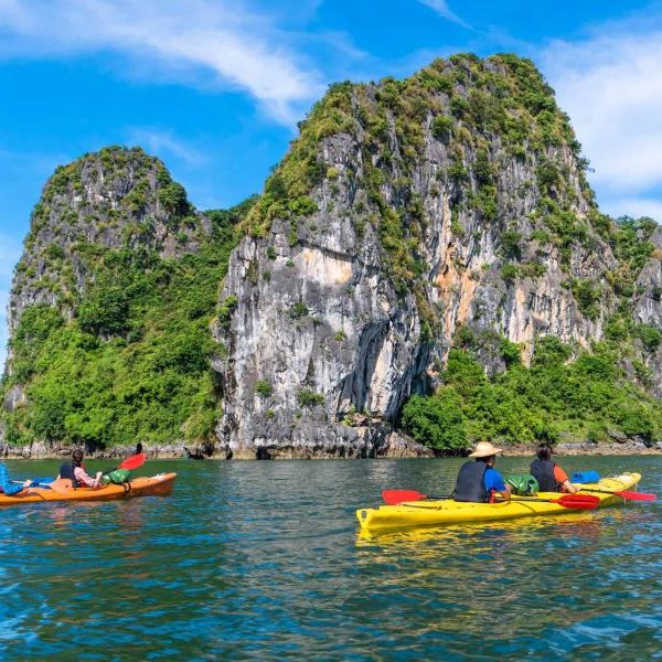 bai tu long bay - Vietnam luxury tours