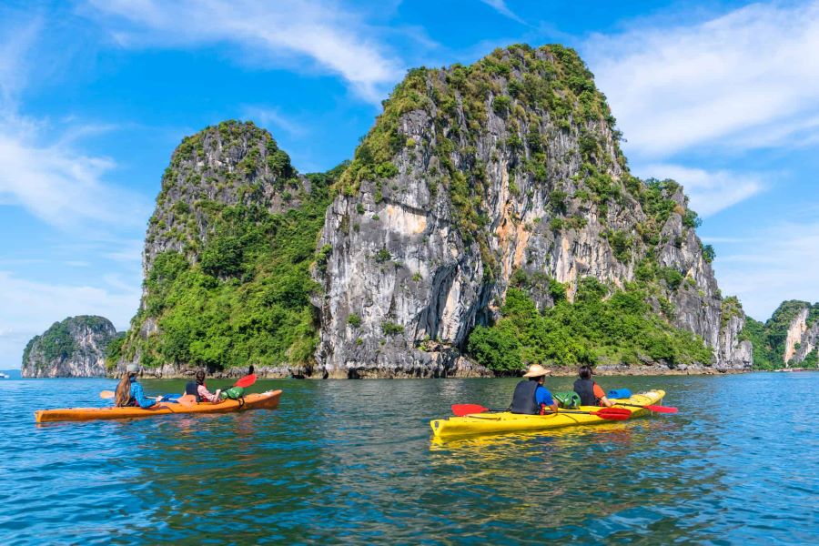 bai tu long bay - Vietnam luxury tours