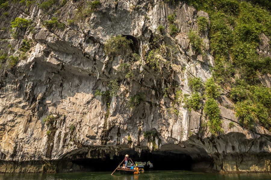 bright cave in halong bay
