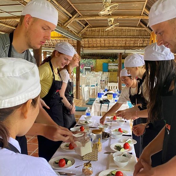 cooking class in hoi an ancient town