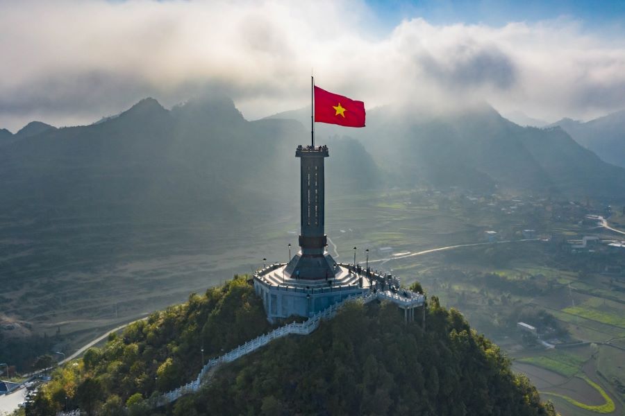 flag tower in ha giang