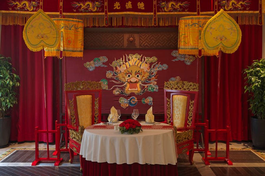 royal dinner - Vietnam tour package