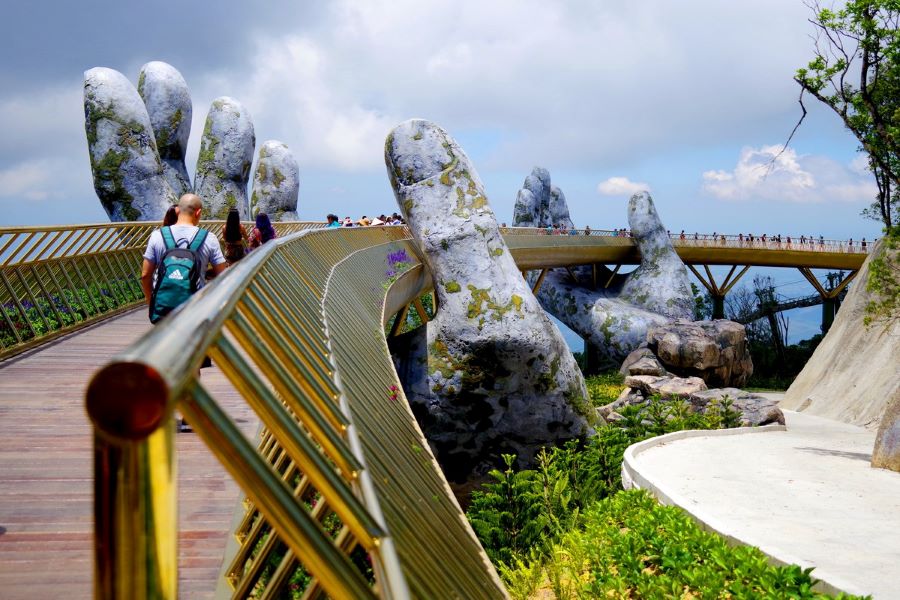 the golden bridge in danang - Vietnam tour package