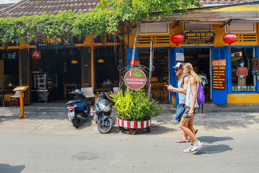 Vietnamreopentourism