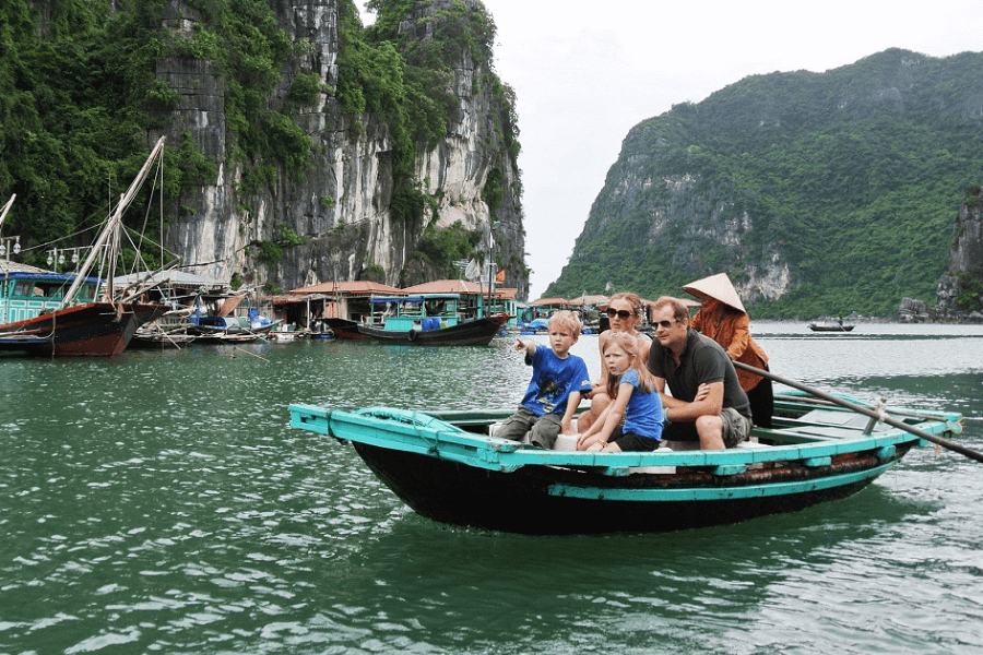 Family Tour Vietnam tour company