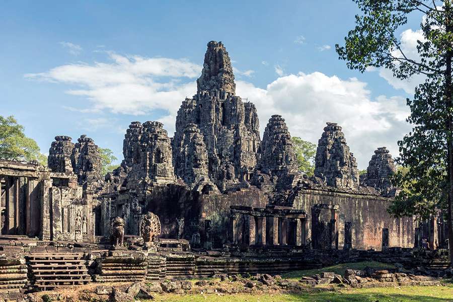 Angkor Thom - Multi country tour