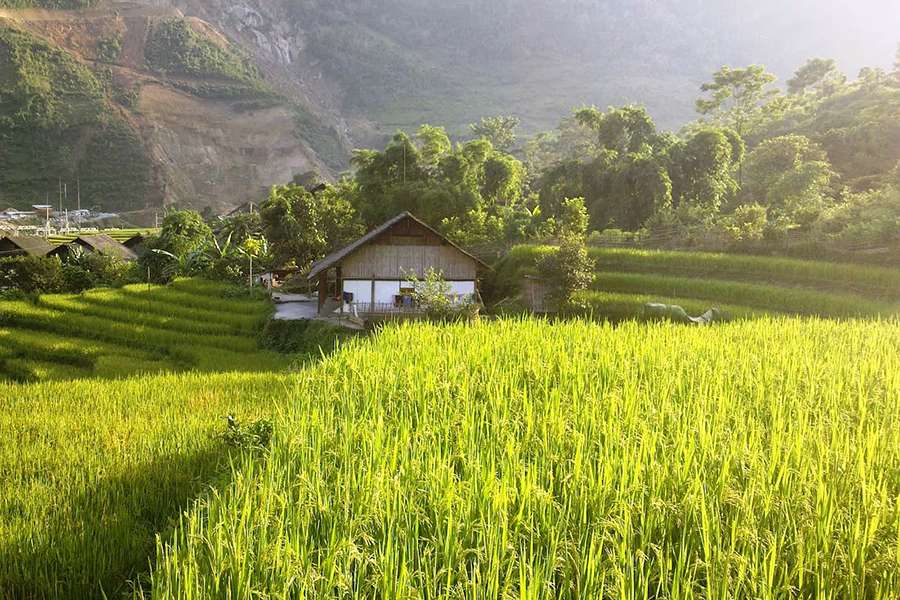 Ban Ho Village - Vietnam tour package