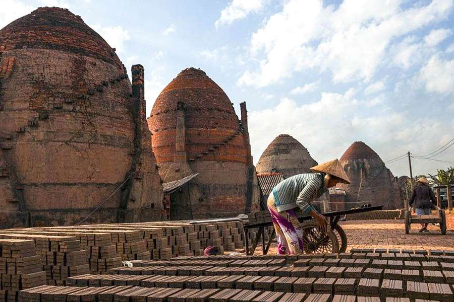 Brick kilns in Vinh Long - Indochina tour