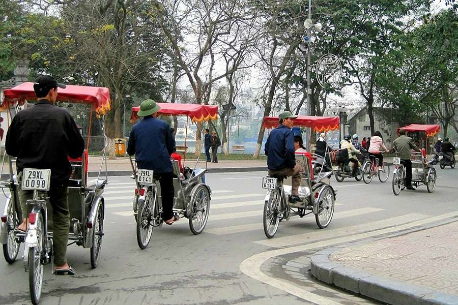 Hanoi Cyclo tour - Vietnam family holidays