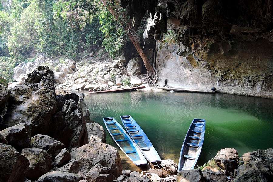 Kong Lor Cave - Laos vacation