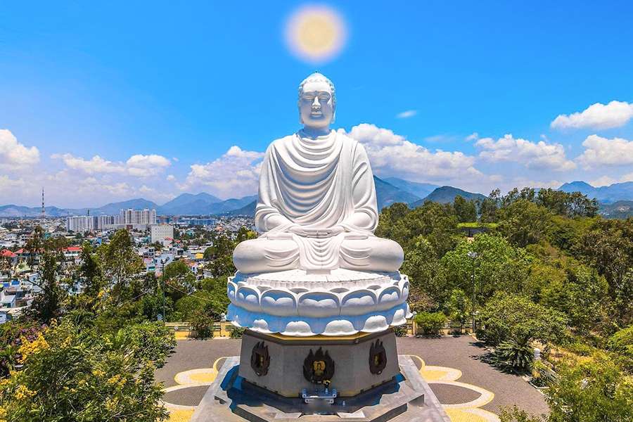 Long Son Pagoda- Vietnam family holidays