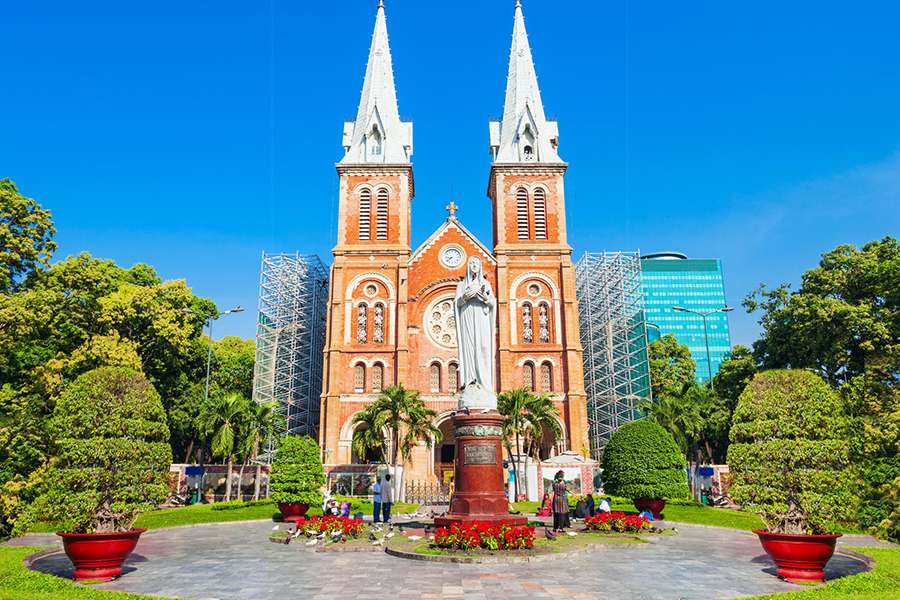 Notre Dame Cathedral - Vietnam tour package