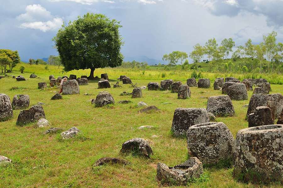 Plain of Jars - Laos tour