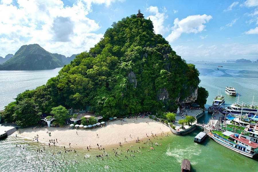 Titov Island, Halong Bay - Vietnam tour package
