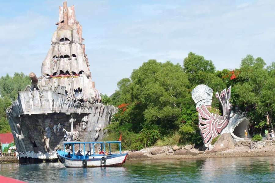 Tri Nguyen Aquarium - Vietnam tour package