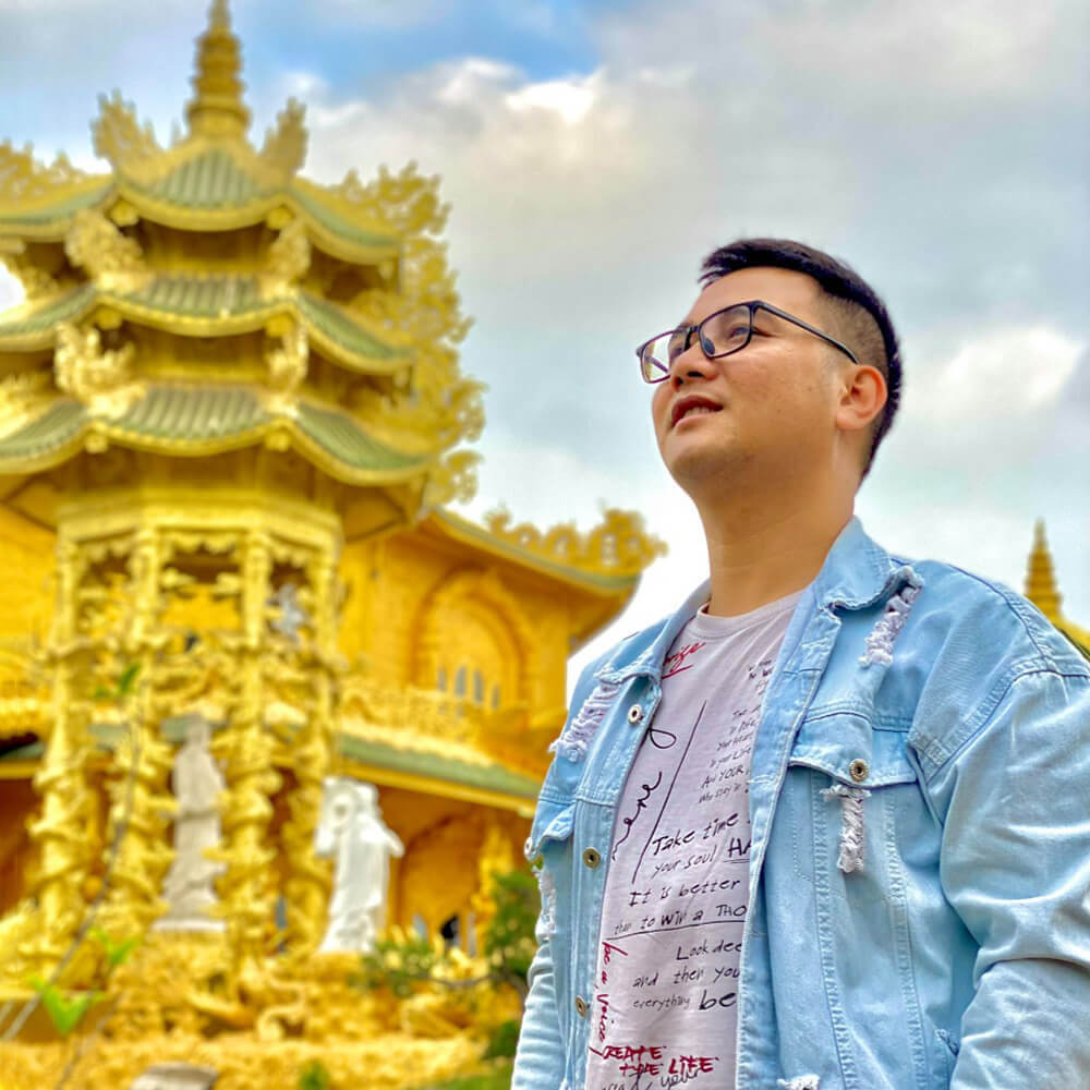 Mr. Hữu Chí - Deputy Operations Manager