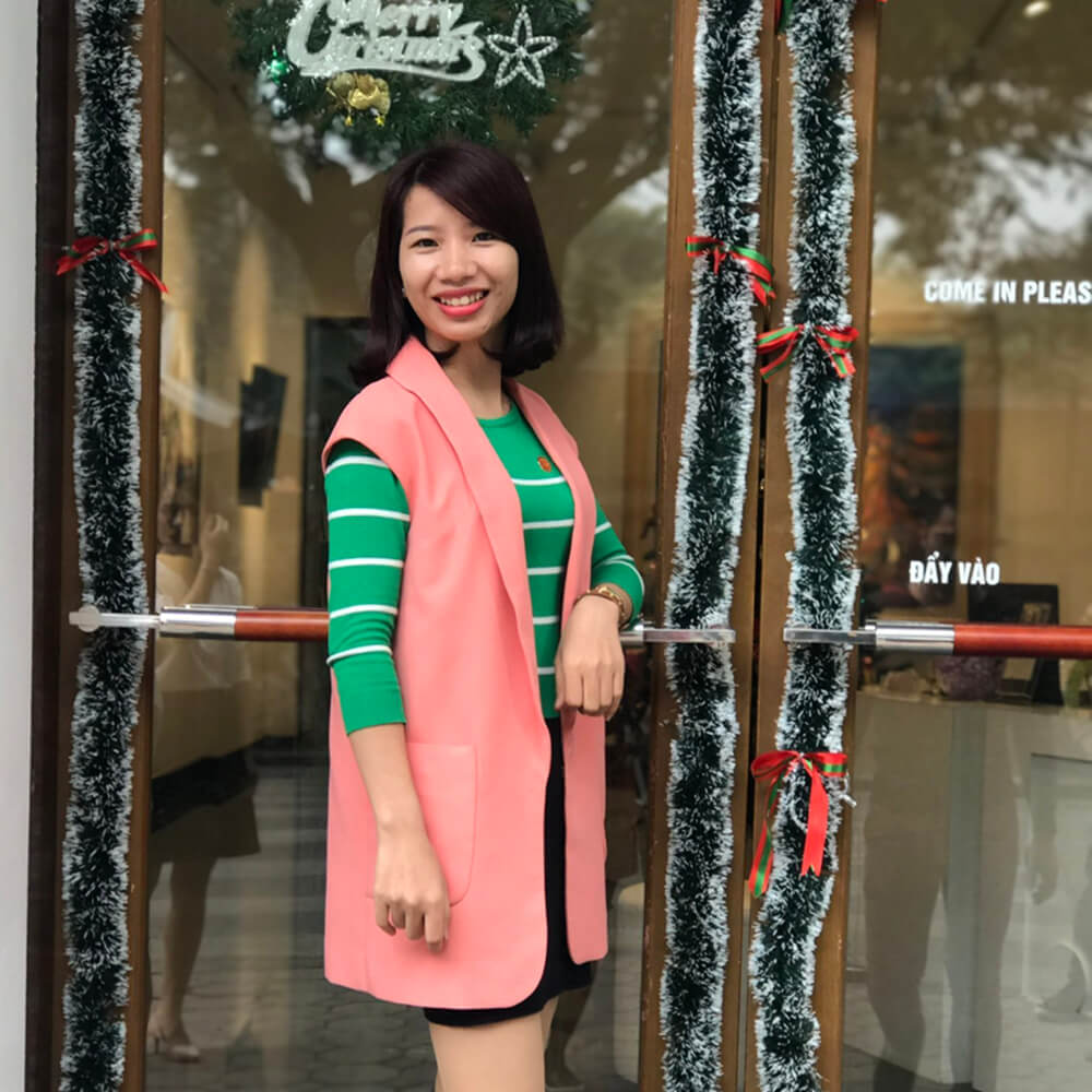 Mrs. Lê Thuý Thành - Deputy Financial Director