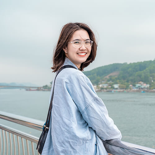 Ms. Ngọc Ánh - Tour Operator Staff