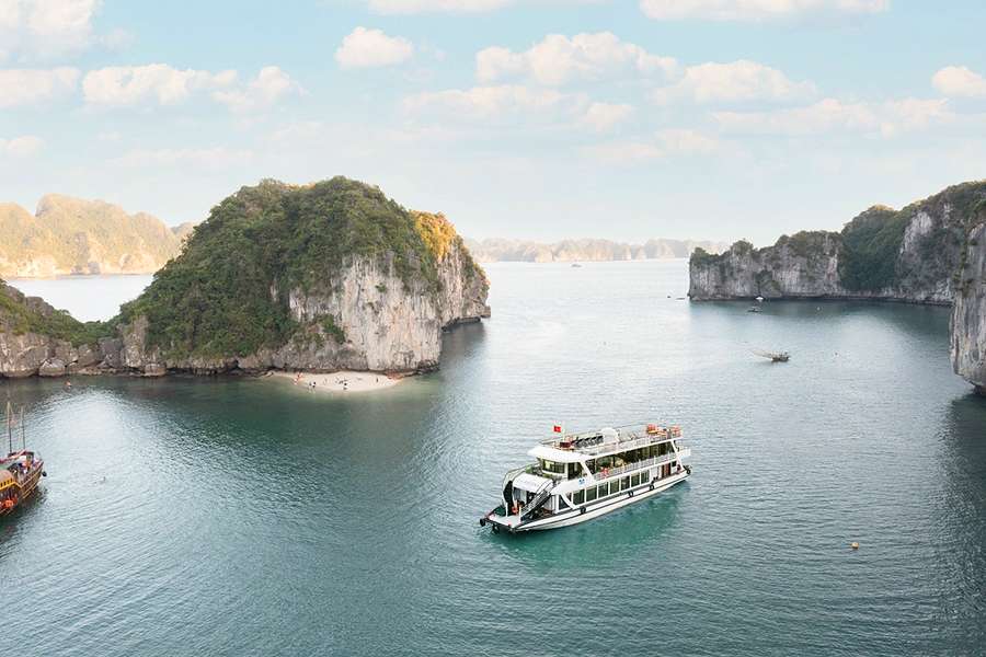 La Regina Day Cruise - Vietnam tour packages