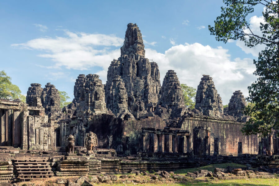 Angkor Thom - Multi country tour