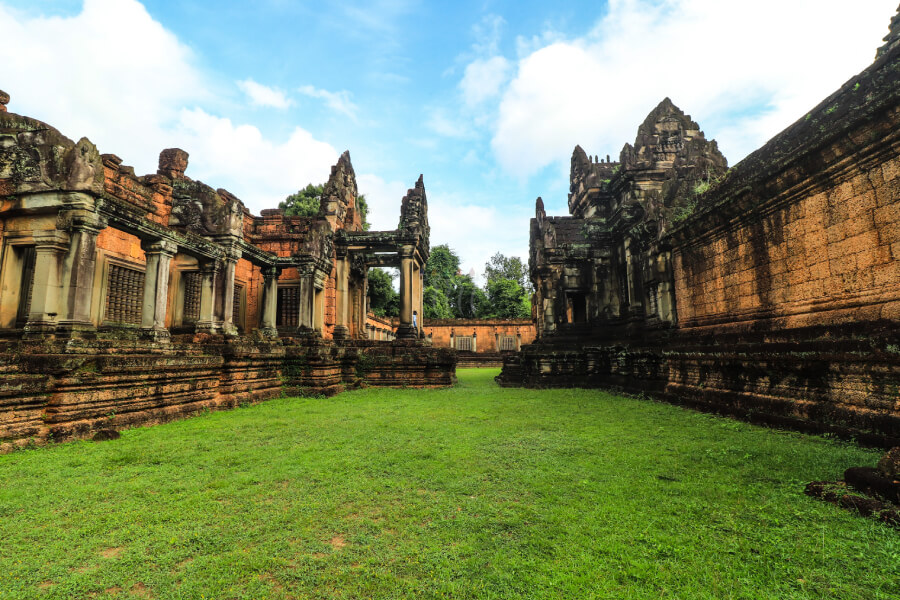 Banteay-Samre-Temples-Multi country tour