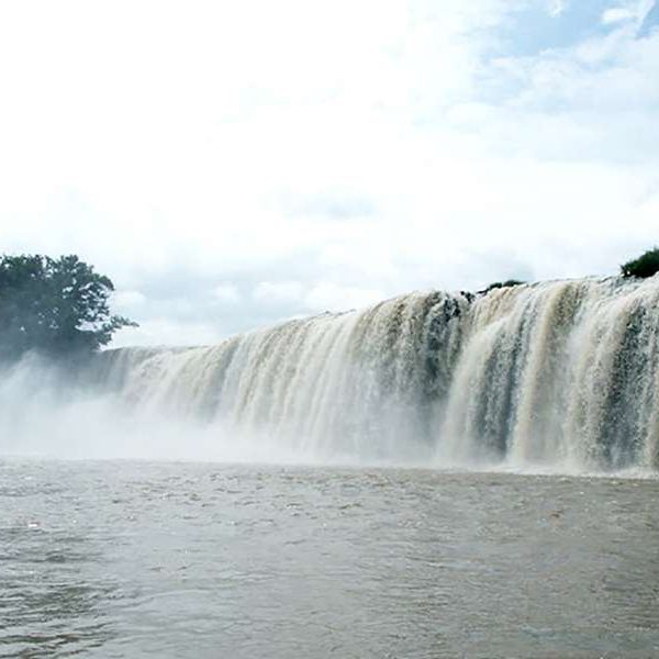Dray-Nur-Waterfall-Vietnam-tour