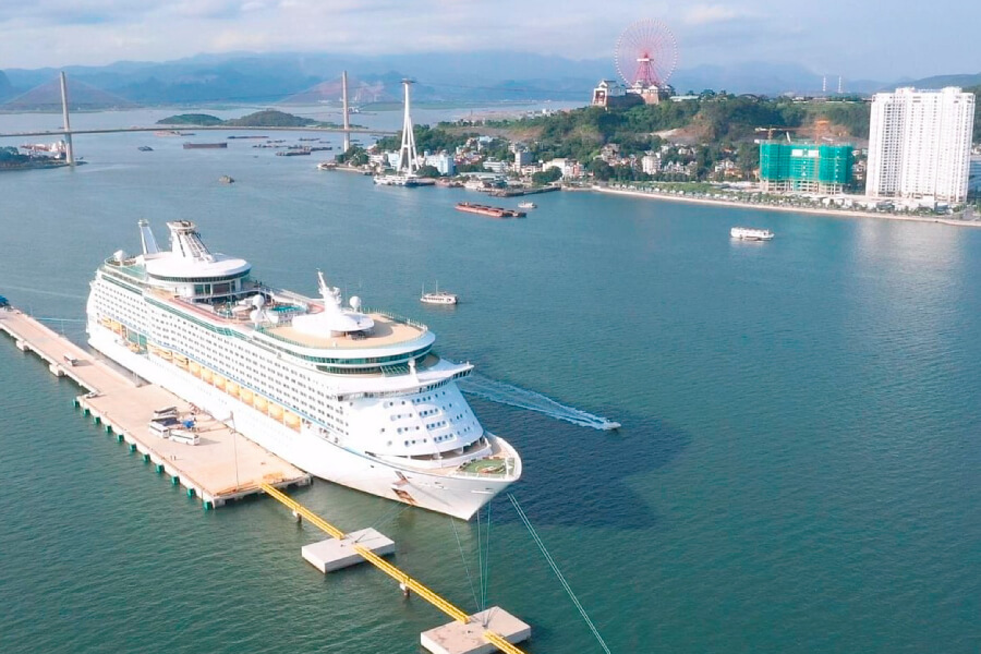 Halong Bay Pier - Vietnam tour operator