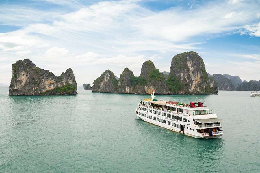 La-Regina-Royal-Cruise-Vietnam-tour company