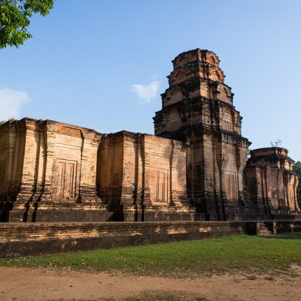 Temples of Angkor – Prasat Kravan - Multi country tour