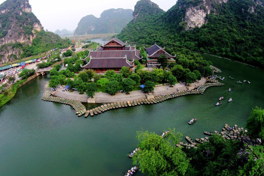 Trang An Eco-Tourism - Vietnam family tours