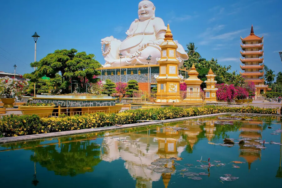 Vinh-Trang-pagoda-Multi country tour