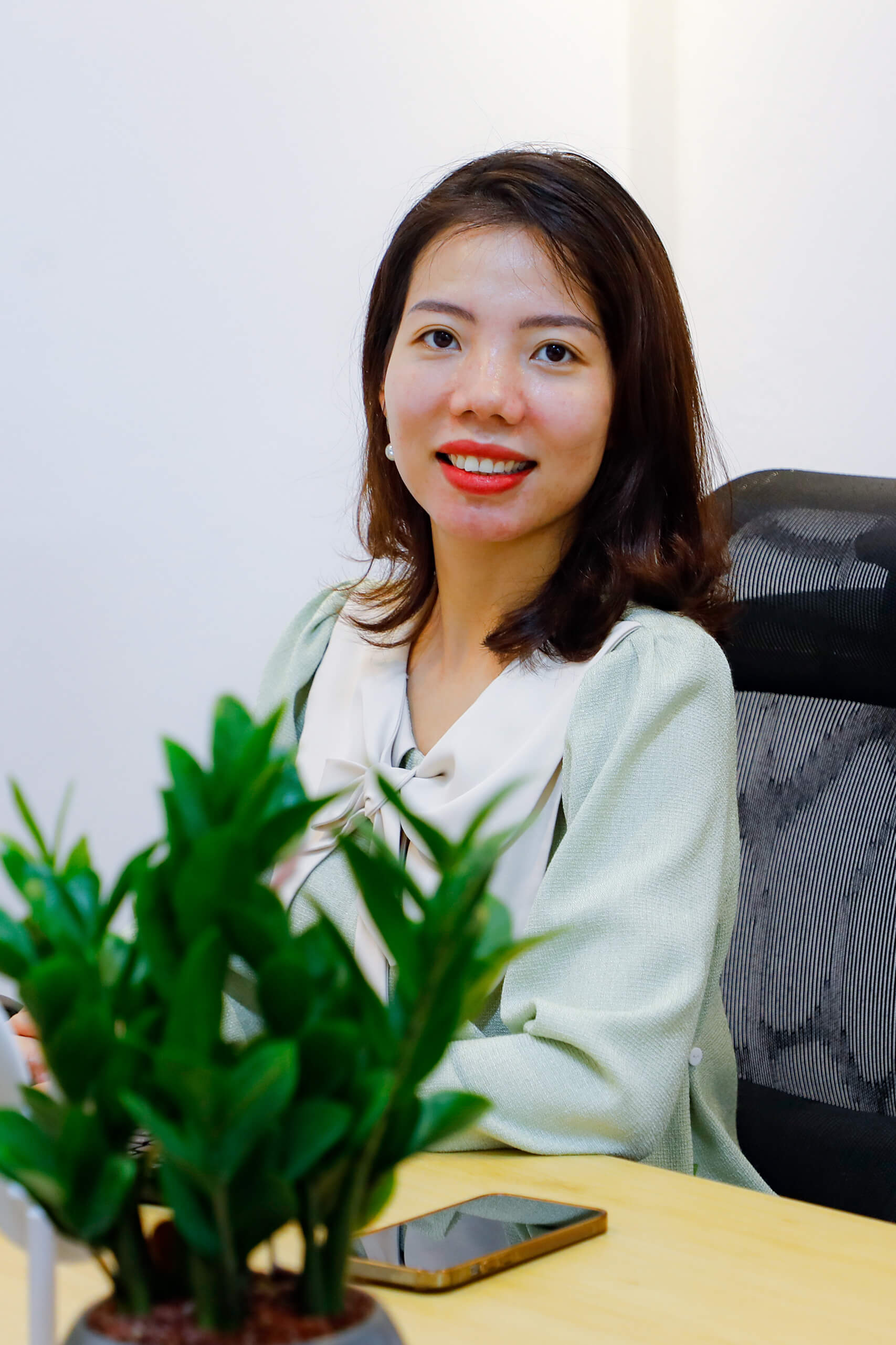 Mrs. Trung Thu-Director of Sales of Domestic Travel Market