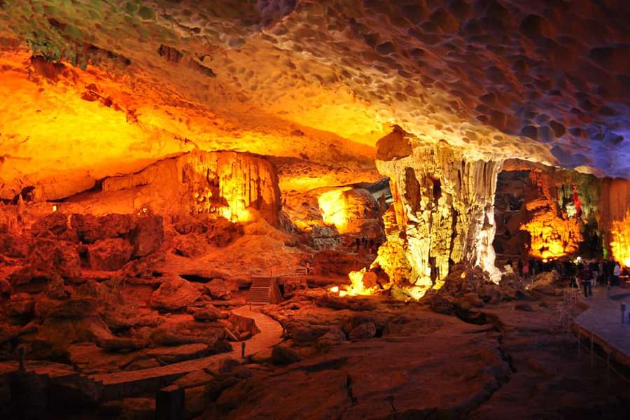 Surprise cave -Vietnam Cambodia tours