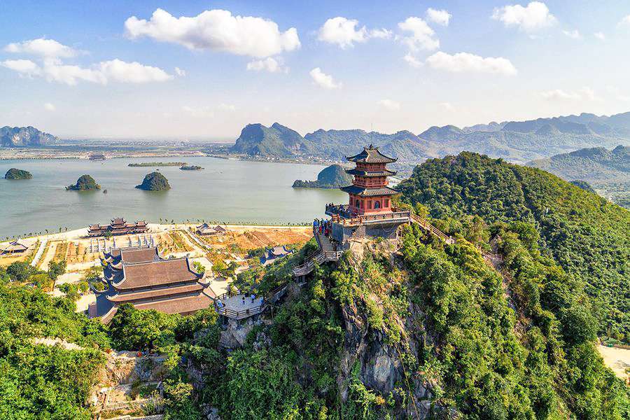 Tam Chuc Pagoda - Vietnam tour package