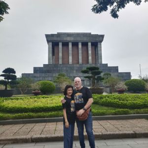 happy guest traveling with vietnam local tour company