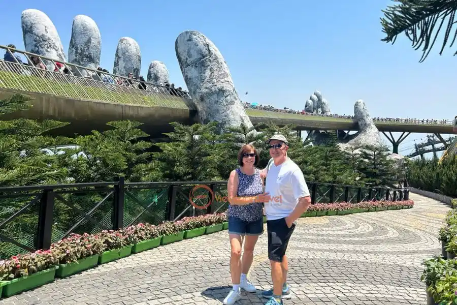 visiting golden bridge with best vietnam local tour operators