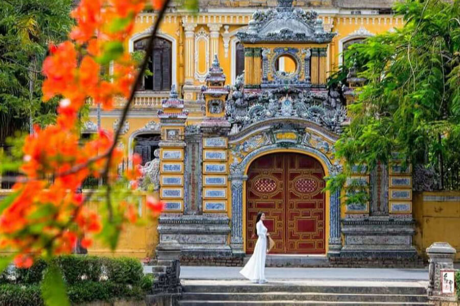 An Dinh Palace - Hue Tours